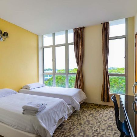 Fumah Hotel Шах-Алам Екстер'єр фото
